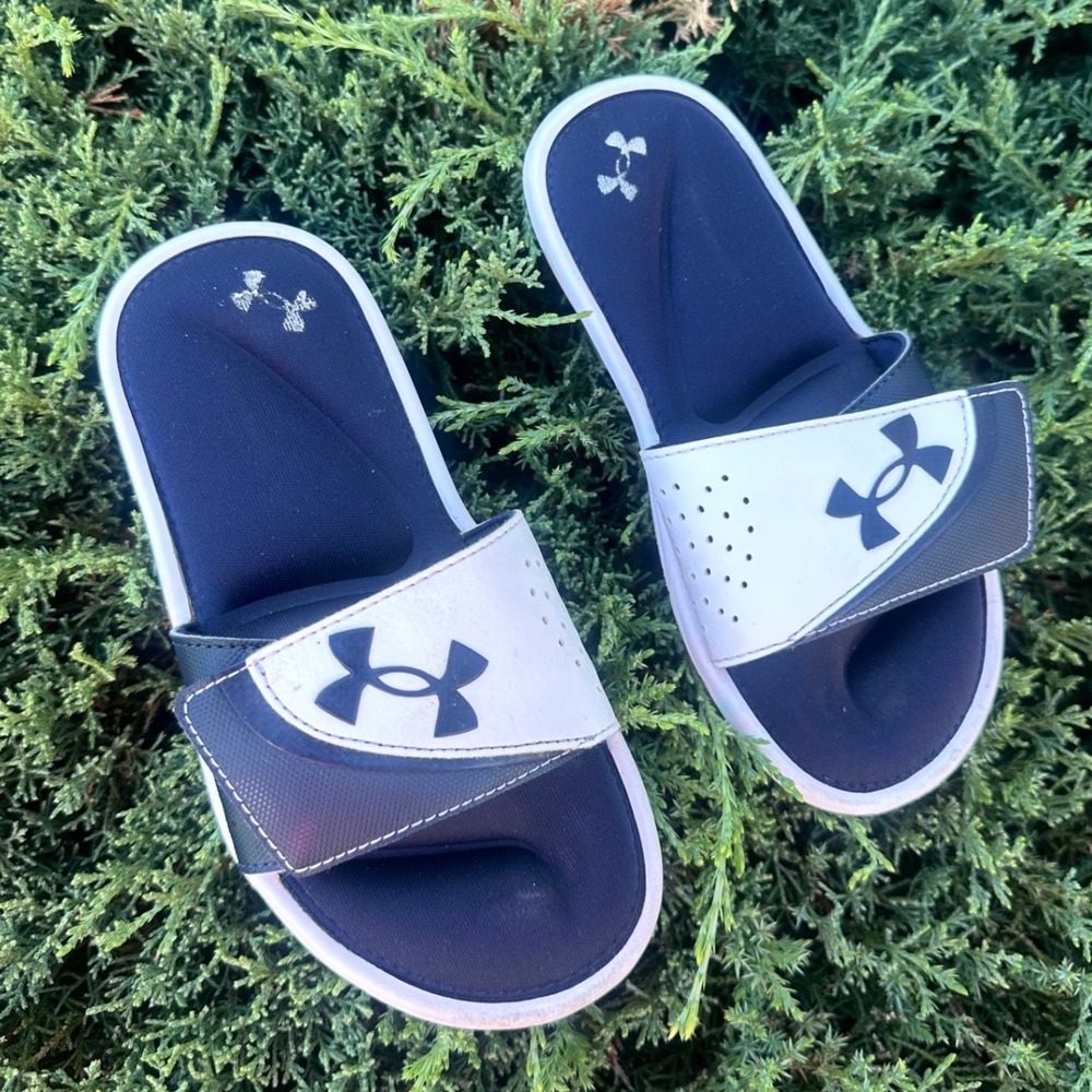 Under Armour Ignite VI Little Kids Slide Sandals Size 2Y Navy Blue White Shoes